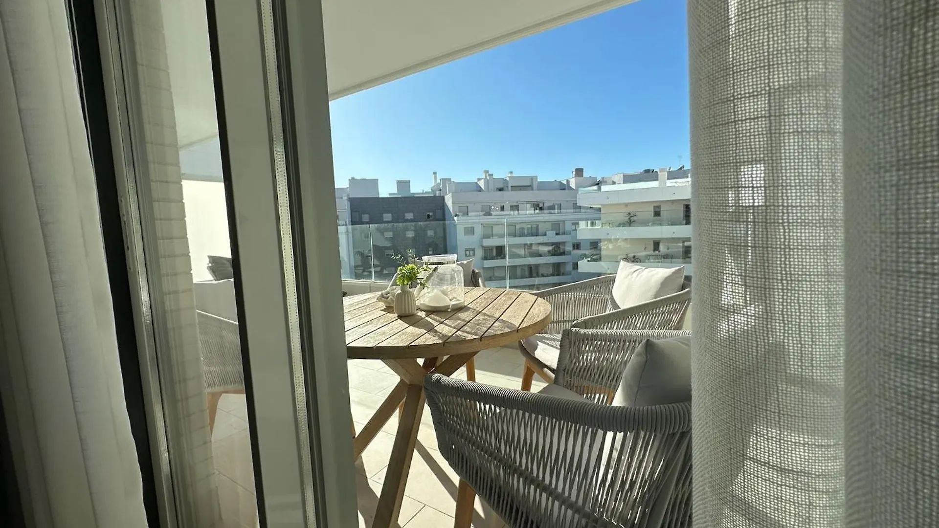 Ginkgo Marbella Apartment