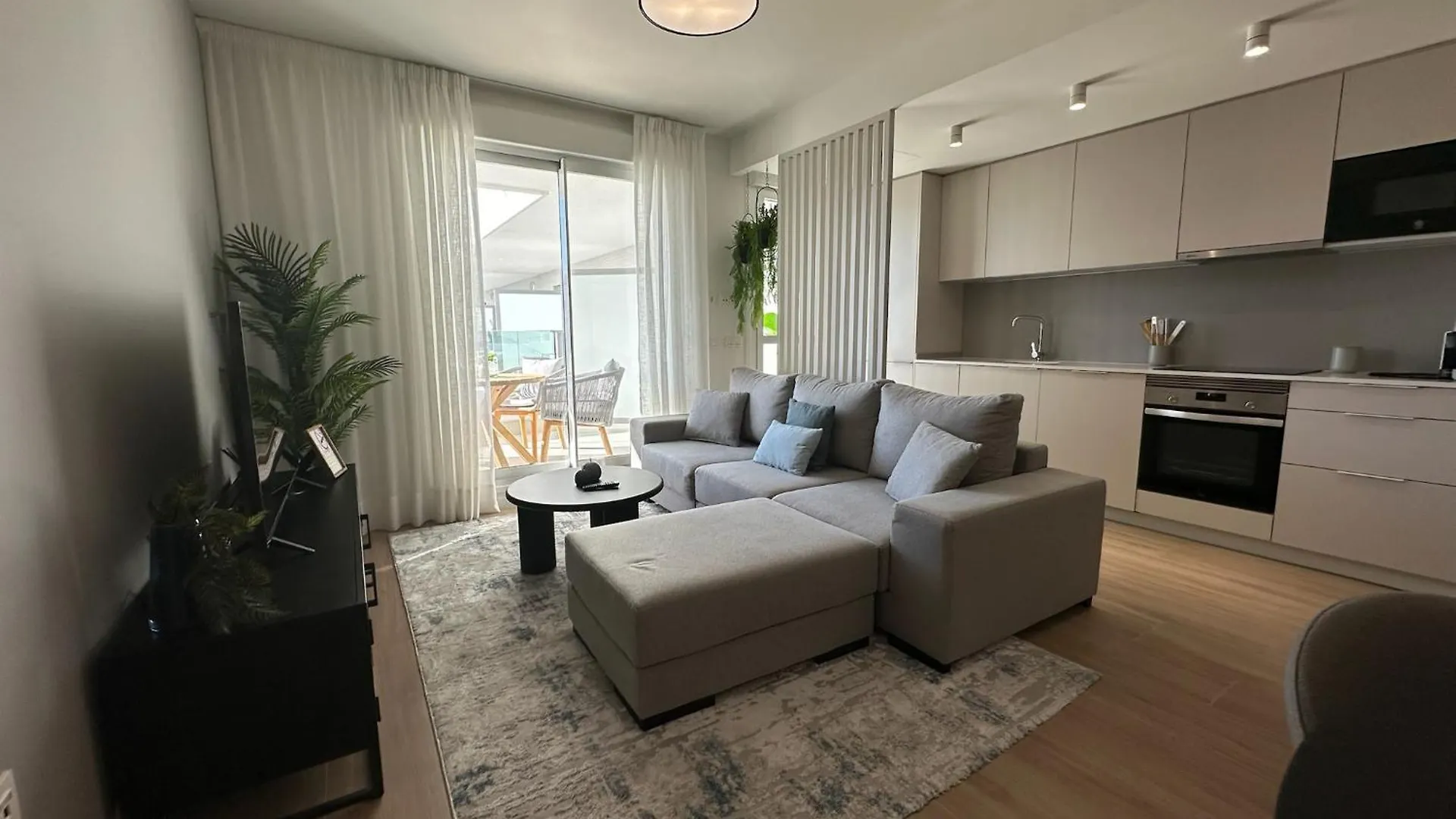 Ginkgo Marbella Apartment