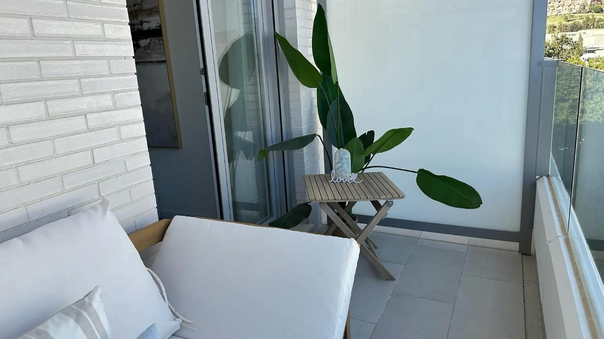 Ginkgo Marbella Apartment